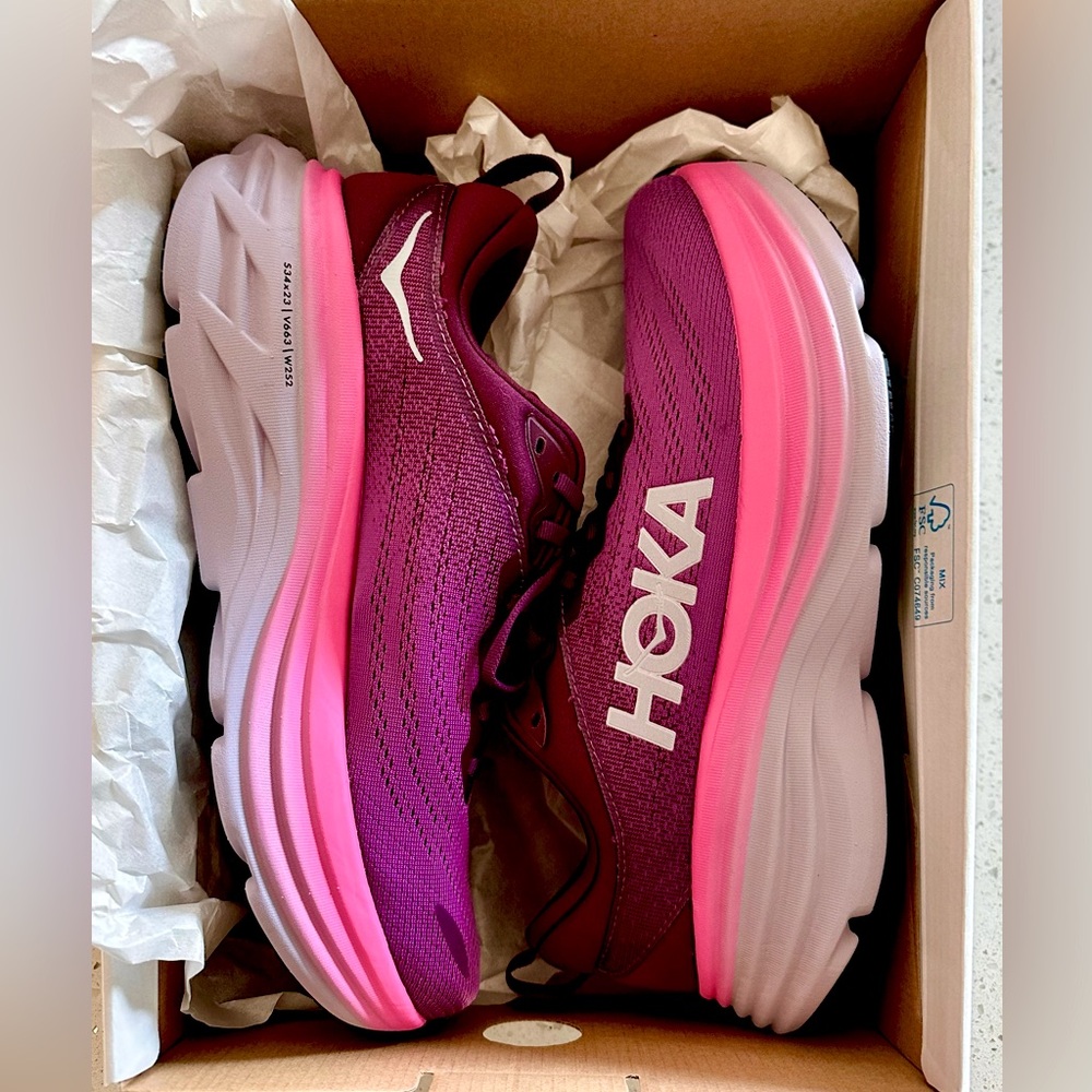 New Women’s Hoka Bondi 8